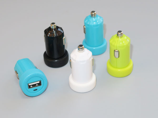 USB 车载充电器