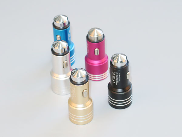 USB 车载充电器